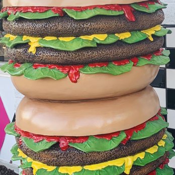Beeps Diner - Diners Near Me - Simi Valley, California Beeps Diner - Diners Near Me - Simi Valley, California