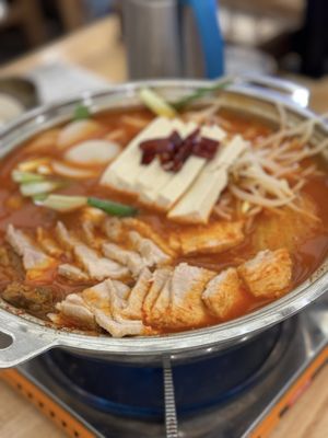 Jinsol Gukbap Buena Park (진솔국밥 부에나팍) by null