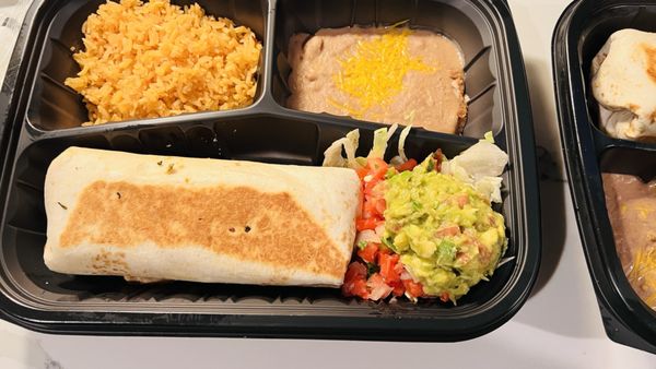 Uno Más Street Tacos + Spirits by null