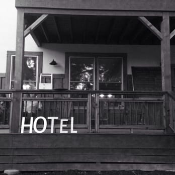 Hotel Broad Ripple - Front Entrance - Hotels Near Me - Indianapolis, Indiana Hotel Broad Ripple - Front Entrance - Hotels Near Me - Indianapolis, Indiana