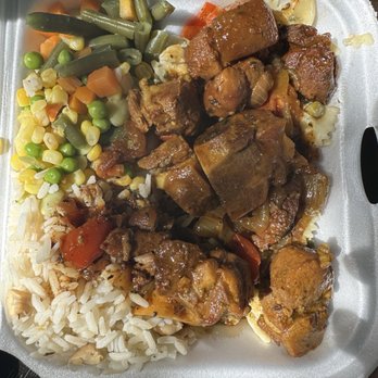 Petra's Dushi by the Sea - Pork stew meal - Caribbean Near Me - St Thomas, Virgin Islands Petra's Dushi by the Sea - Pork stew meal - Caribbean Near Me - St Thomas, Virgin Islands