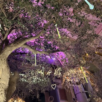 Vanderpump Cocktail Garden - Lounges Near Me - Las Vegas, Nevada Vanderpump Cocktail Garden - Lounges Near Me - Las Vegas, Nevada