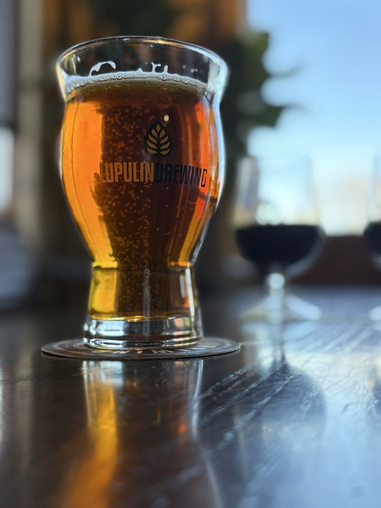 Lupulin Brewing Logo