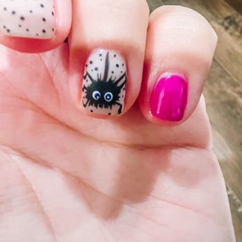 Lush Nail Studio - Cute Halloween spider - Waxing Near Me - Tustin, California