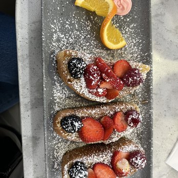 Cafe Mimosa - French Toast - Breakfast & Brunch Near Me - Santa Rosa, California