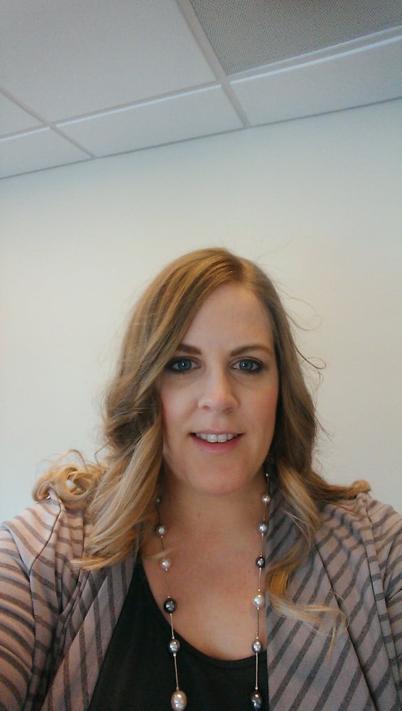 BESSIE’S BEAUTY SHOP Updated September 2024 28 Photos & 15 Reviews