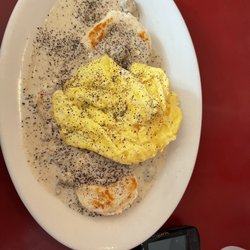 The Waterloo Diner - Biscuits and gravy