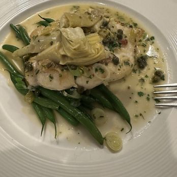 Cala Luna - Halibutt - Italian Near Me - Mineola, New York