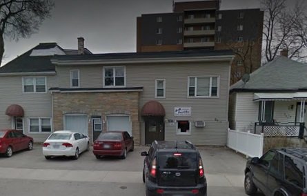 B & B Snack Bar Logo