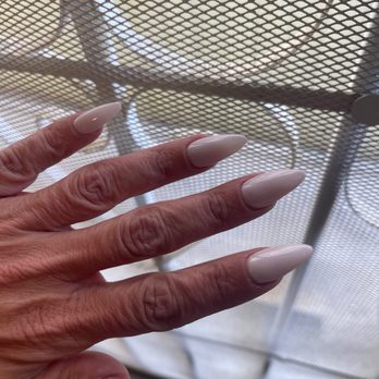 Q Nails - Waxing Near Me - Glendale, California Q Nails - Waxing Near Me - Glendale, California