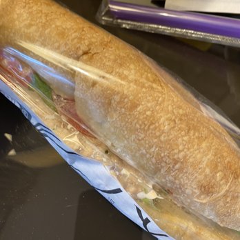 Eric Kayser - Tuna sandwich - Bakeries Near Me - Paris, 75