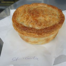 Izzy's Foodbar & Takeaway - Steak garlic ($5.00 NZD)