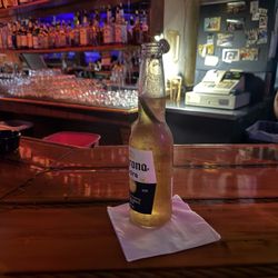 Peter's Sports Bar - Corona