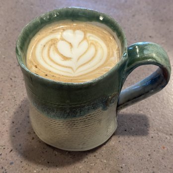 Artisan Coffee - Bananas Foster Latte - Coffee & Tea Near Me - Akron, Ohio