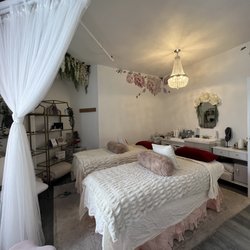Peony Healings & Spa