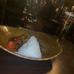 Rôu - 34. Veggie Love with a Tiger Beer