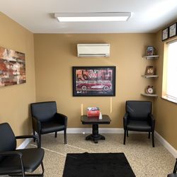 LTS Automotive - Waiting area