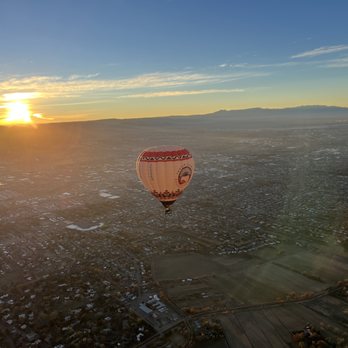 Rainbow Ryders - Hot Air Balloons Near Me - Albuquerque, New Mexico