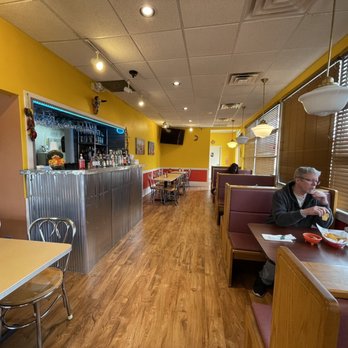 Burrito Express Bar & Grill - Interior - Mexican Near Me - Indianapolis, Indiana Burrito Express Bar & Grill - Interior - Mexican Near Me - Indianapolis, Indiana
