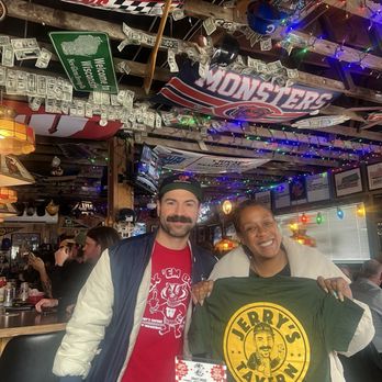 Jerry’s Tavern - Bars Near Me - Portland, Oregon Jerry’s Tavern - Bars Near Me - Portland, Oregon
