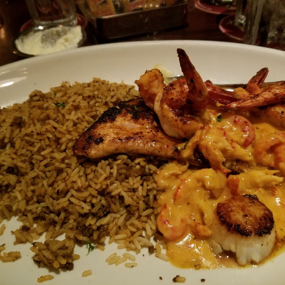 Pappadeaux Seafood Kitchen - Mahi Alexander - Seafood Near Me - Conroe, Texas