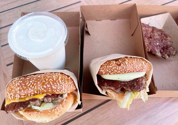 Hi-Way Burger & Fry by null