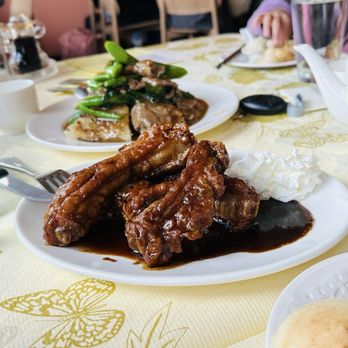 HK Lounge Bistro - Coffee Glazed Baby Back Short Ribs - yummy!! - Dim Sum Near Me - San Francisco, California HK Lounge Bistro - Coffee Glazed Baby Back Short Ribs - yummy!! - Dim Sum Near Me - San Francisco, California
