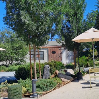 QUAT - Outdoor seating area - Coffee & Tea Near Me - Los Angeles, California QUAT - Outdoor seating area - Coffee & Tea Near Me - Los Angeles, California