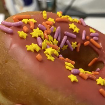 Dunkin' - Lord help this donut. Send frosting please. - Coffee & Tea Near Me - Littleton, Colorado