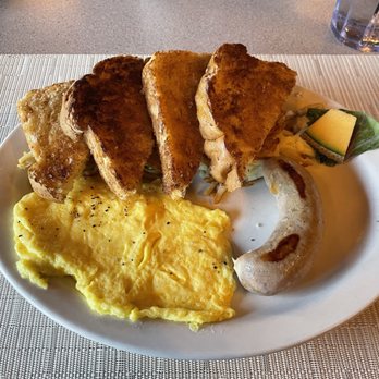 Delona Restaurant - The standard - New American Near Me - Gladstone, Michigan