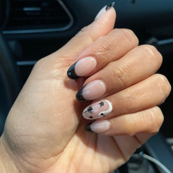 Happiest Nails & Spa - Halloween Gel X Manicure - Nail Salons Near Me - Oceanside, California