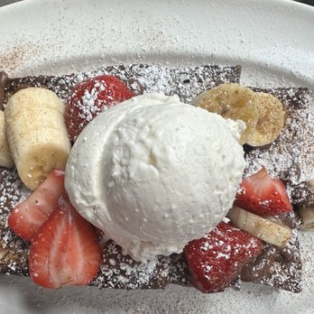 Tops Diner - Nutella French Toast - Diners Near Me - East Newark, New Jersey