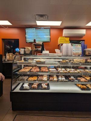 Roy's Pasties & Bakery by null