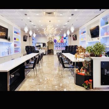 Queen Nails & Spa - Nail Salons Near Me - Beaumont, California