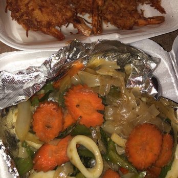 Thai Long-An - Coconut shrimp and drunken noodles with squid - Thai Near Me - Phoenix, Arizona Thai Long-An - Coconut shrimp and drunken noodles with squid - Thai Near Me - Phoenix, Arizona