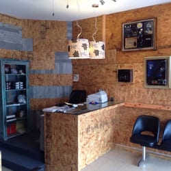 Foto Studio Brisas - Un local pequeño pero bien diseñado y atendido por el dueño.