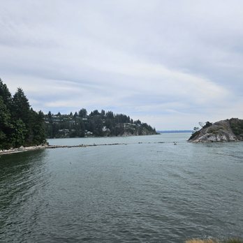 Whytecliff Park - Rocky path to an isle - Parks Near Me - West Vancouver, British Columbia Whytecliff Park - Rocky path to an isle - Parks Near Me - West Vancouver, British Columbia