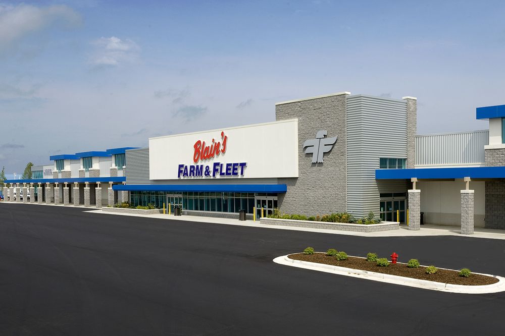 BLAIN’S FARM & FLEET VERONA, WI 36 Reviews 600 Hometown Cir