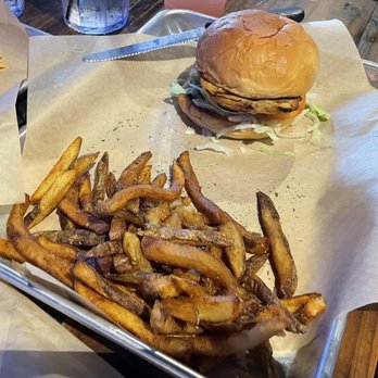 Potosi Live - Grilled chicken sandwich - Seafood Near Me - Abilene, Texas