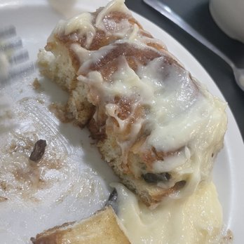 Parowan Cafe - I had to remove some of the icing for my taste - Cafes Near Me - Parowan, Utah Parowan Cafe - I had to remove some of the icing for my taste - Cafes Near Me - Parowan, Utah
