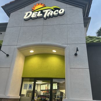 Del Taco - Tacos Near Me - San Jacinto, California