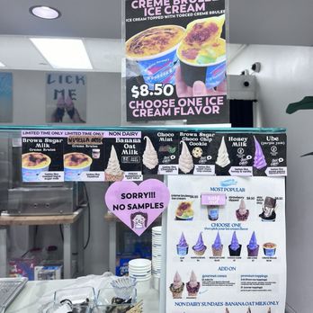 Thrills Soft Serve - Ordering menu process. Pick a flavor, pick how you want it served, pick topping(s) for additional price. - Ice Cream & Frozen Yogurt Near Me - Honolulu, Hawaii