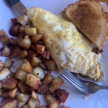 George's Cafe - Ultimate Omelet - Breakfast & Brunch Near Me - West Covina, California