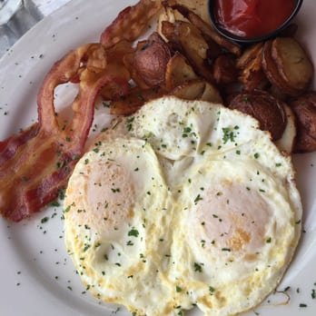 Oliver's Bistro - All American goodness - Breakfast & Brunch Near Me - Miami Beach, Florida Oliver's Bistro - All American goodness - Breakfast & Brunch Near Me - Miami Beach, Florida