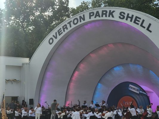Overton Park Shell by null