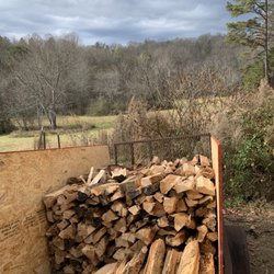 Davenport Firewood - We offer delivery for whatever seasoned wood you prefer between oak, pine, and poplar!