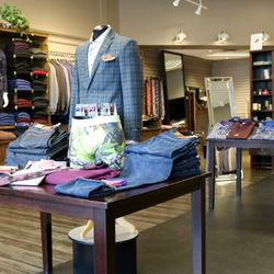 David's Distinctive Mens Apparel