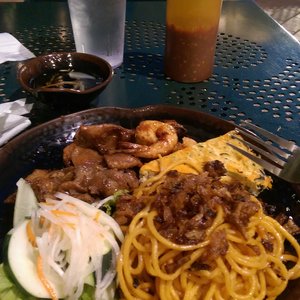 Photo of Thuan Kieu Noodle & Grill - Irvine, CA, United States. 3 item garlic noodle plate