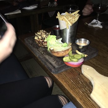 Tanner Smiths - Cocktail Bars Near Me - New York, New York