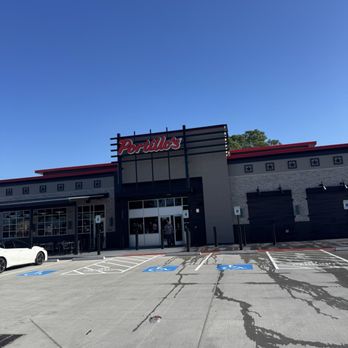 Portillo's Willowbrook - Willowbrook location just opened - Burgers Near Me - Houston, Texas